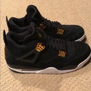 Air Jordan 4 Royalty Size 11. Worn once